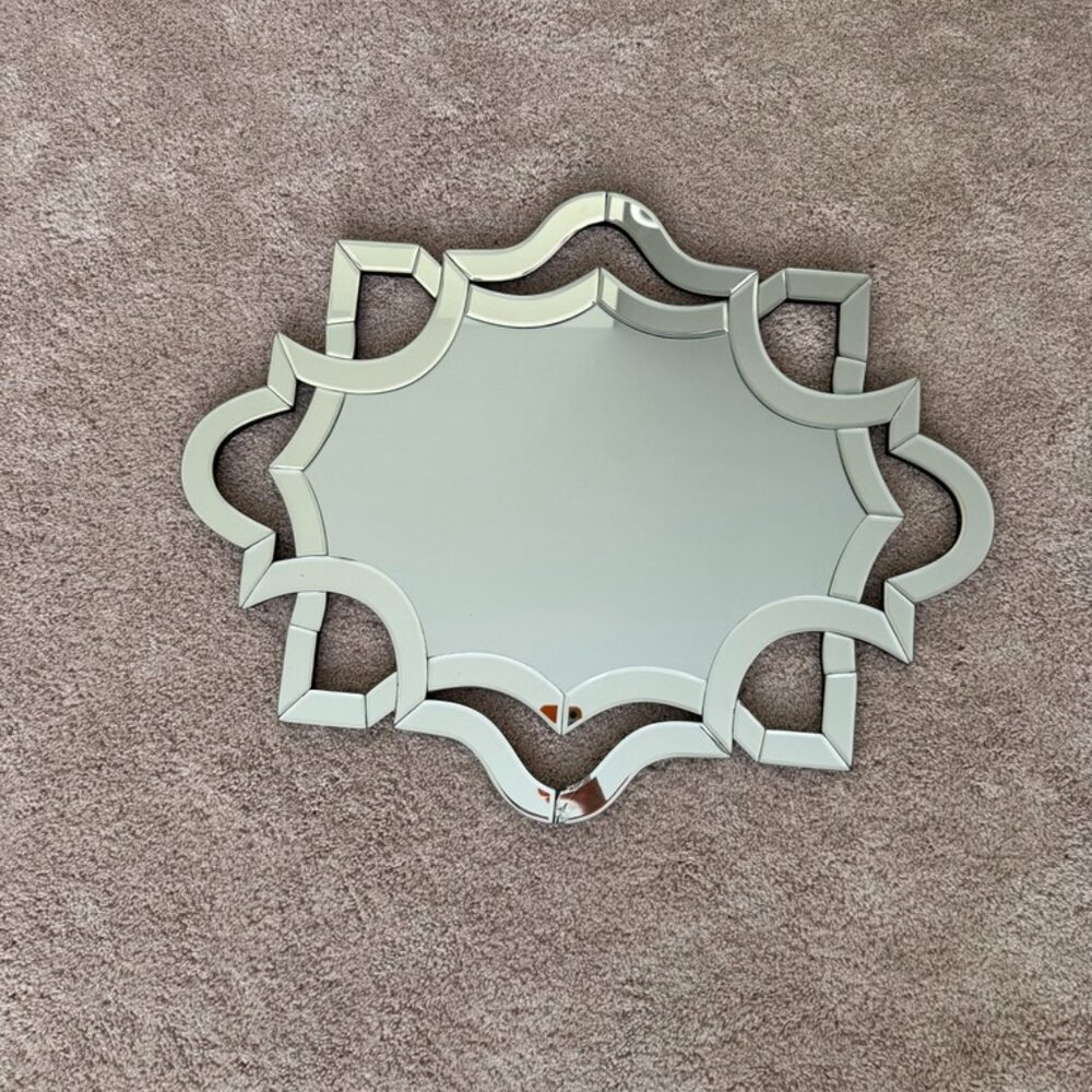 Pier1 Mirror